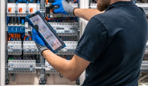 photo-tablet-inspect